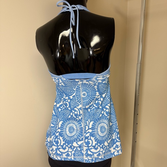 Lululemon Beachy Floral White Porcelaine Scoop Neck Tank Size 4 2012 Rare Find - Picture 2 of 6